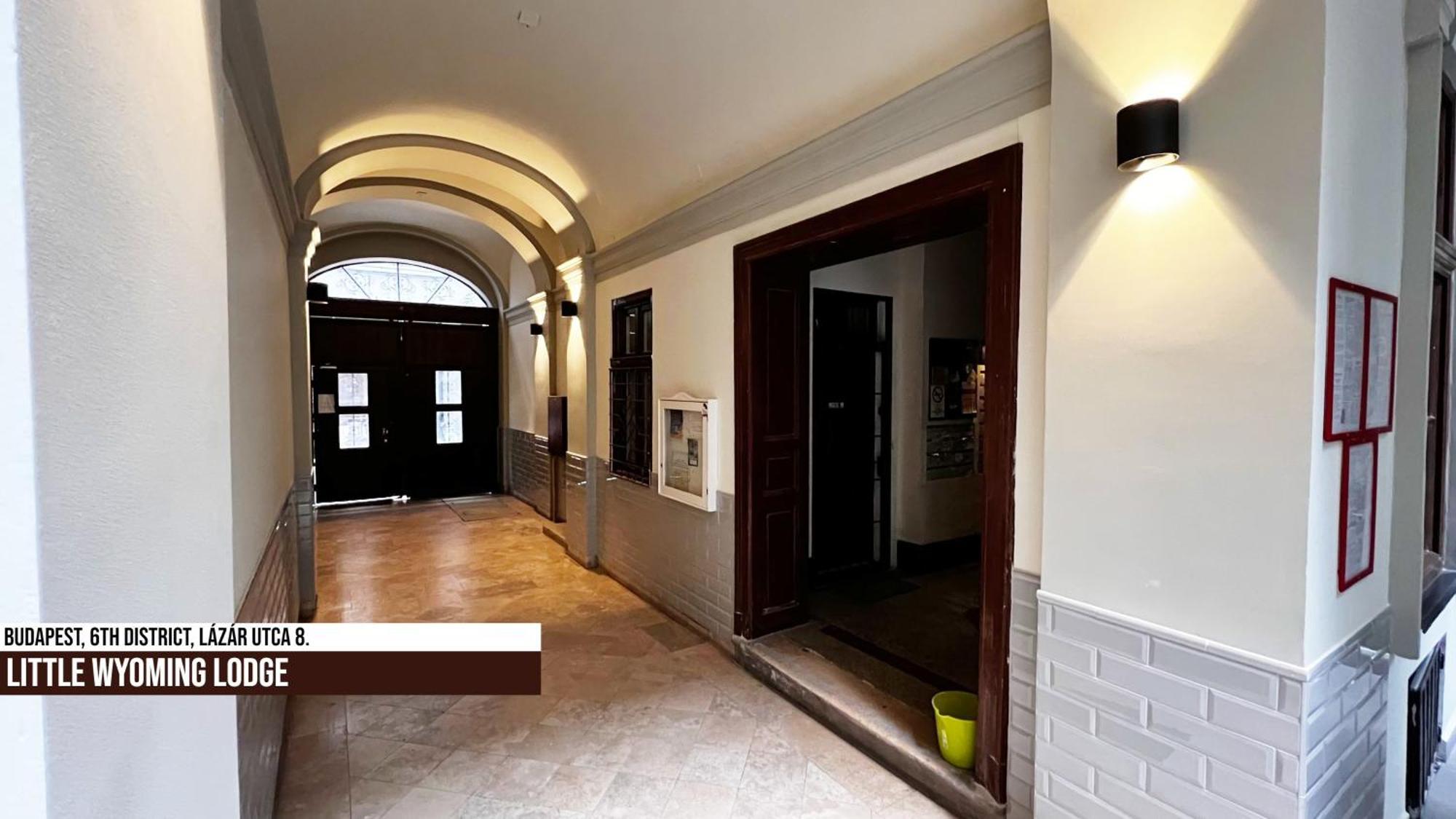 Little Americas Wyoming Lodge Apartment Budapest Exterior photo